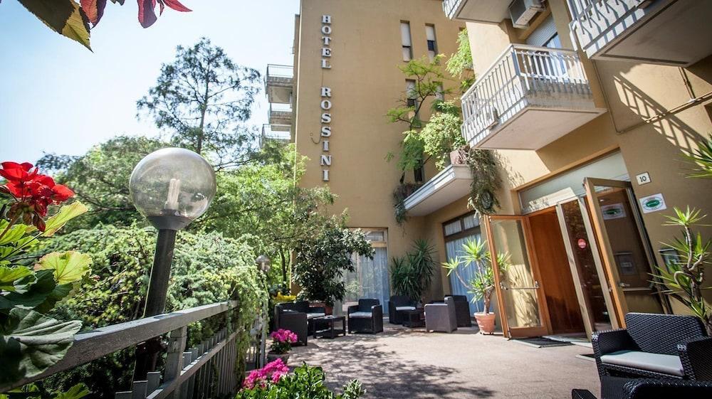 Hotel Rossini Tabiano Terme Eksteriør bilde