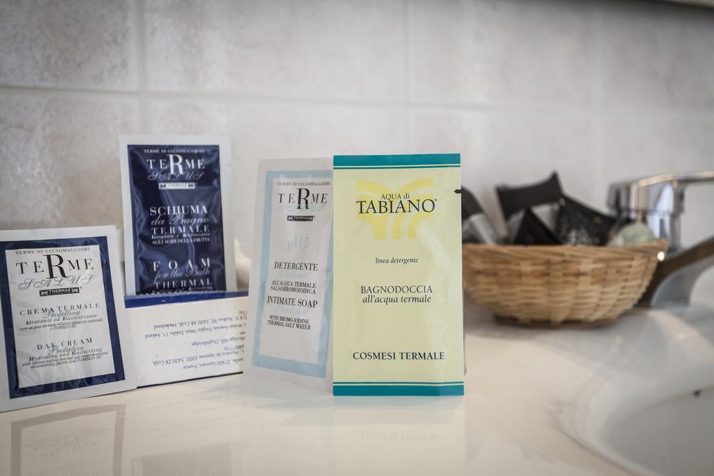 Hotel Rossini Tabiano Terme Eksteriør bilde