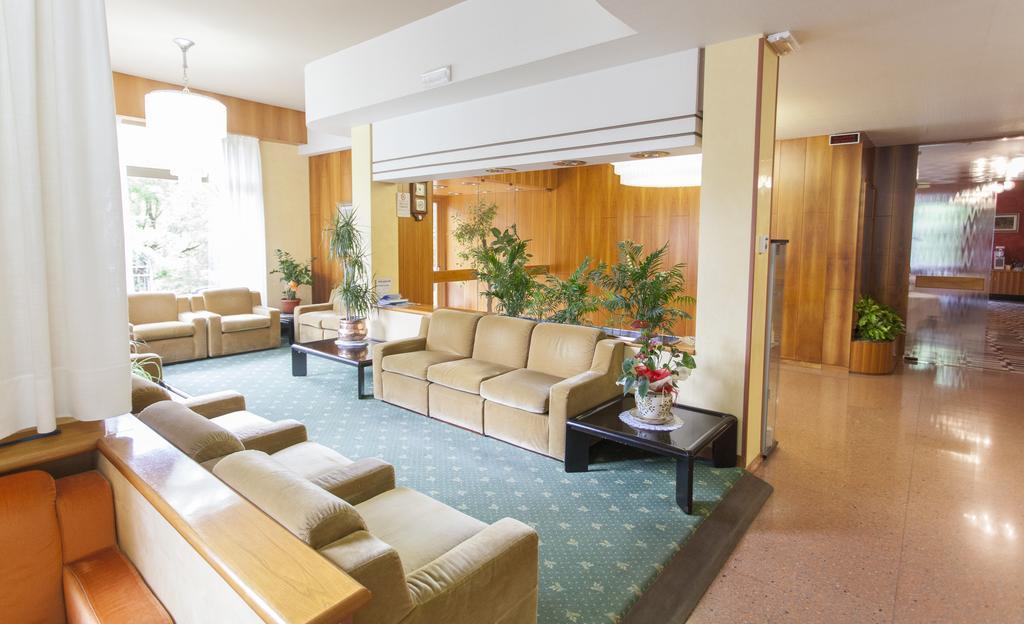 Hotel Rossini Tabiano Terme Eksteriør bilde