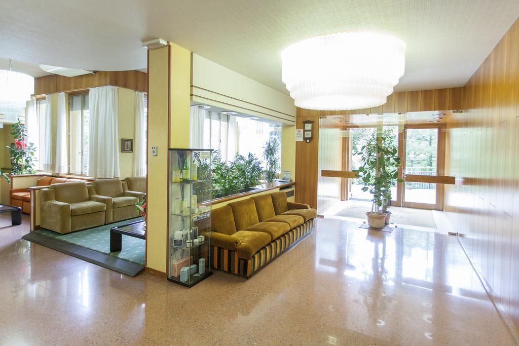 Hotel Rossini Tabiano Terme Eksteriør bilde